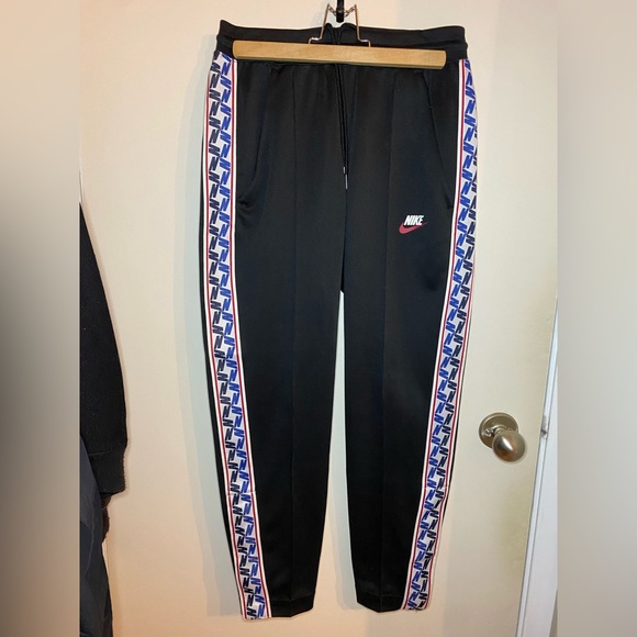 Nike NSW Taped Joggers - US S - Picture 1 of 4